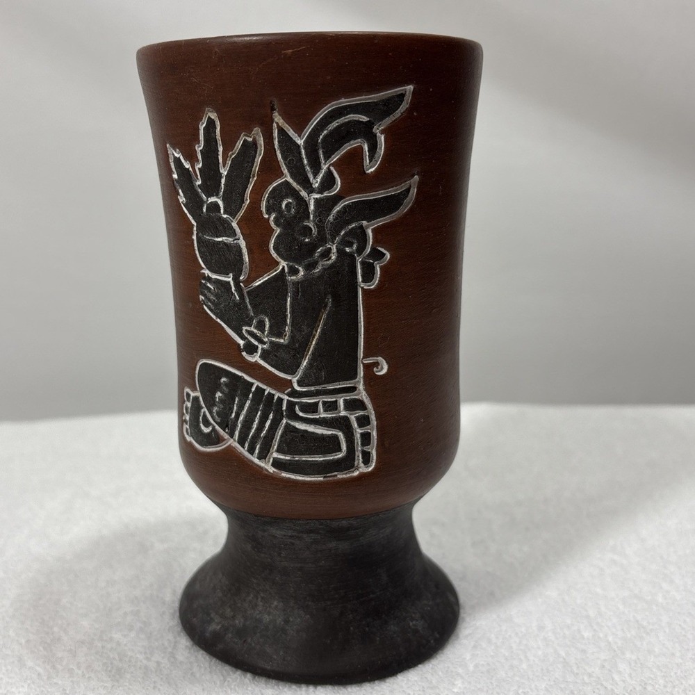 Armando de Mexico Terracotta Pottery Vase Etched Mayan Aztec Figure Folk Art